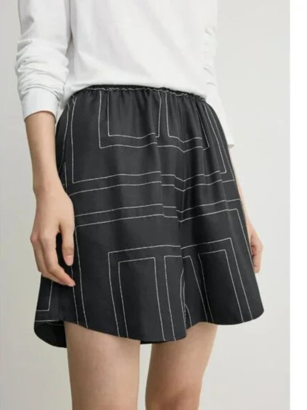 Toteme NWOT Monogram silk pj shorts black 34